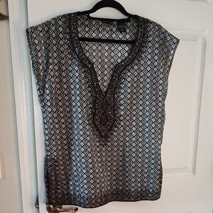 New York & Company Black and White Beaded V-Neck Blouse
